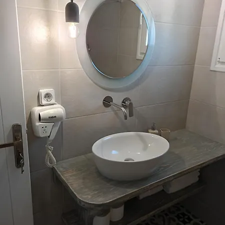 度假居 βότρυς *